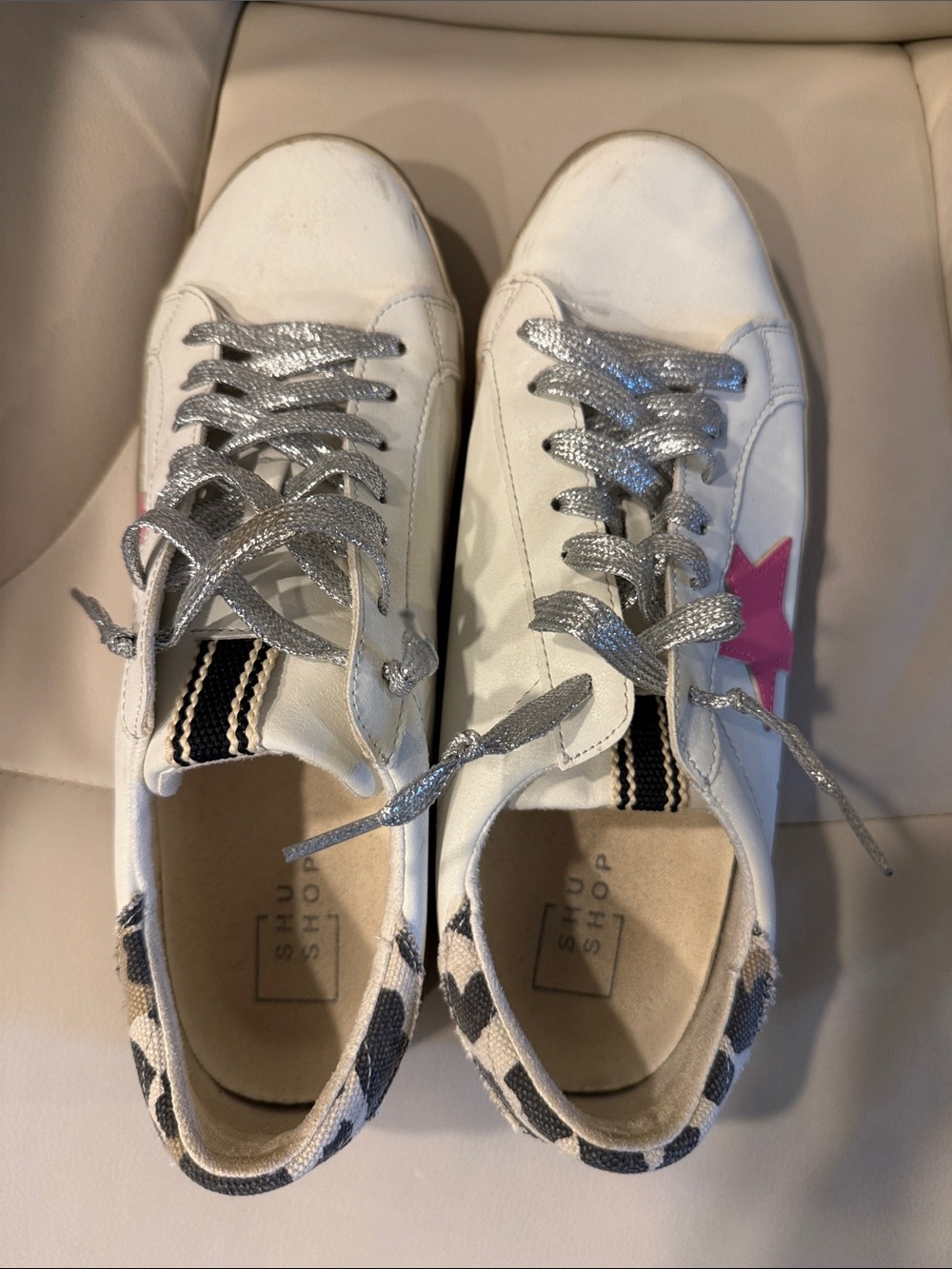 ShuShop White Sneakers with Silver Laces and Pink Star